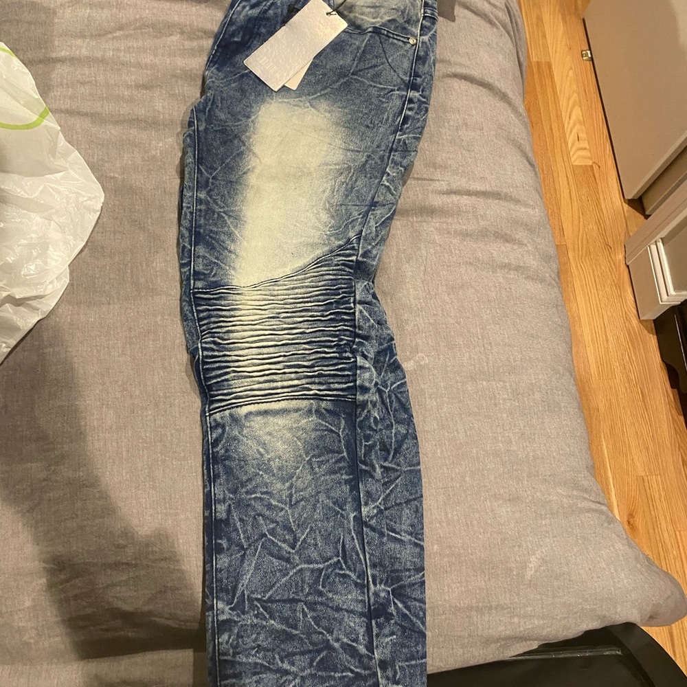 COPY - Young men’s size 30 Mecca jeans